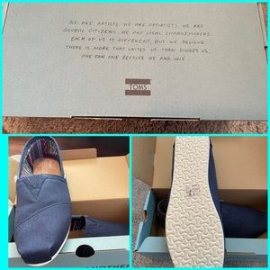 TOMS Navy Slip On shoes NEVER WORN